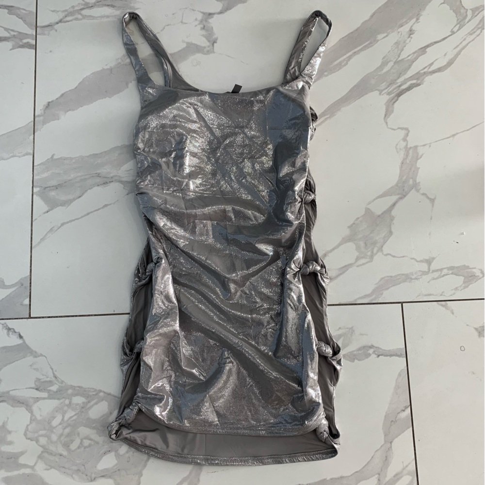 Skims Liquid Shine Swim Mini Dress Sz ? Knotted Cut Side Silhouette Smoke Smooth